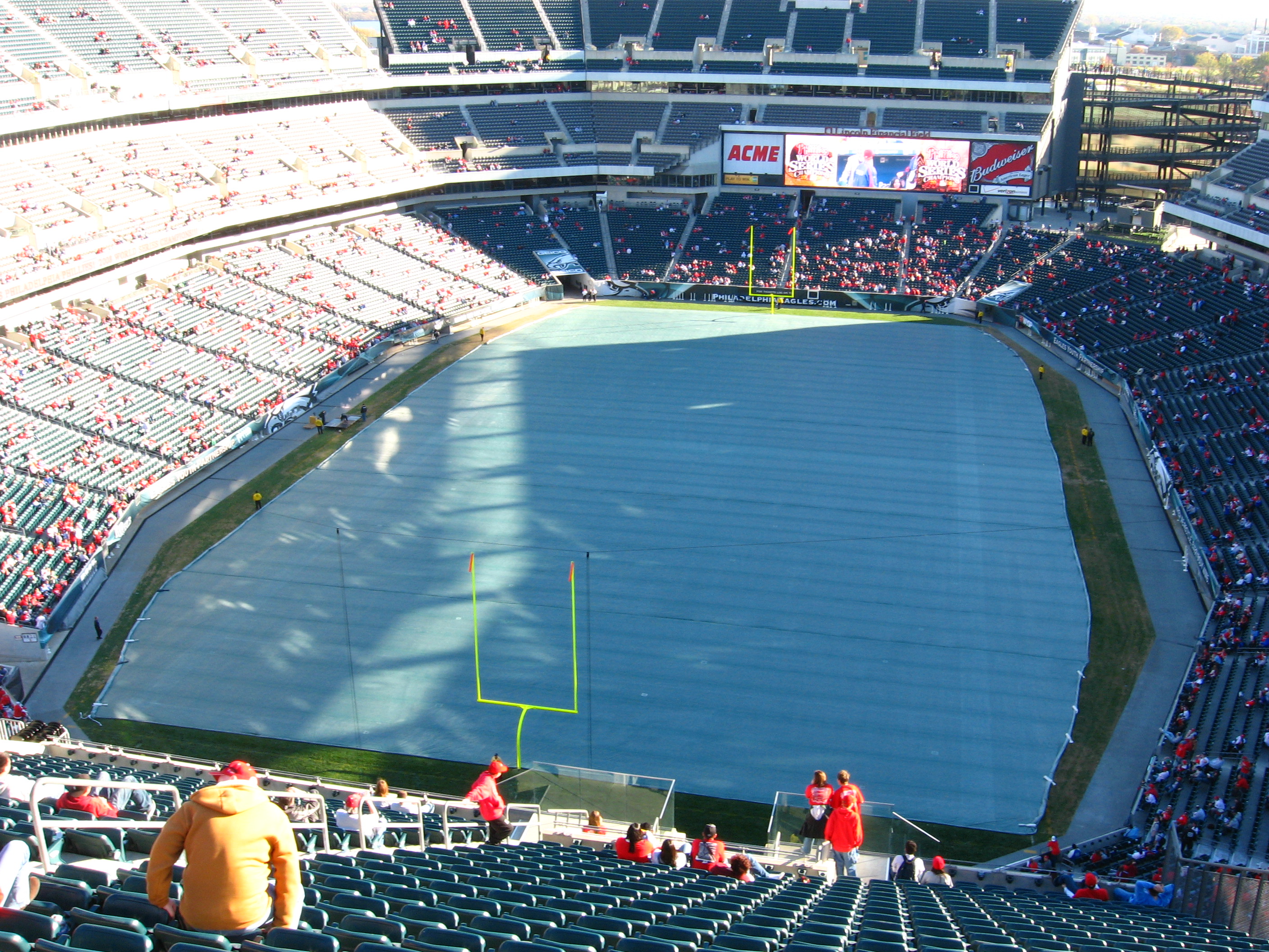 Philadelphia Eagles players on the field at Lincoln Financial Field (file photo)