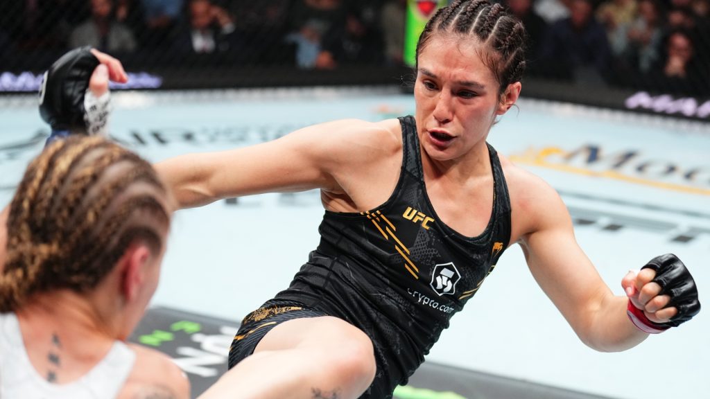 Alexa Grasso in Octagon action &mdash; file photo