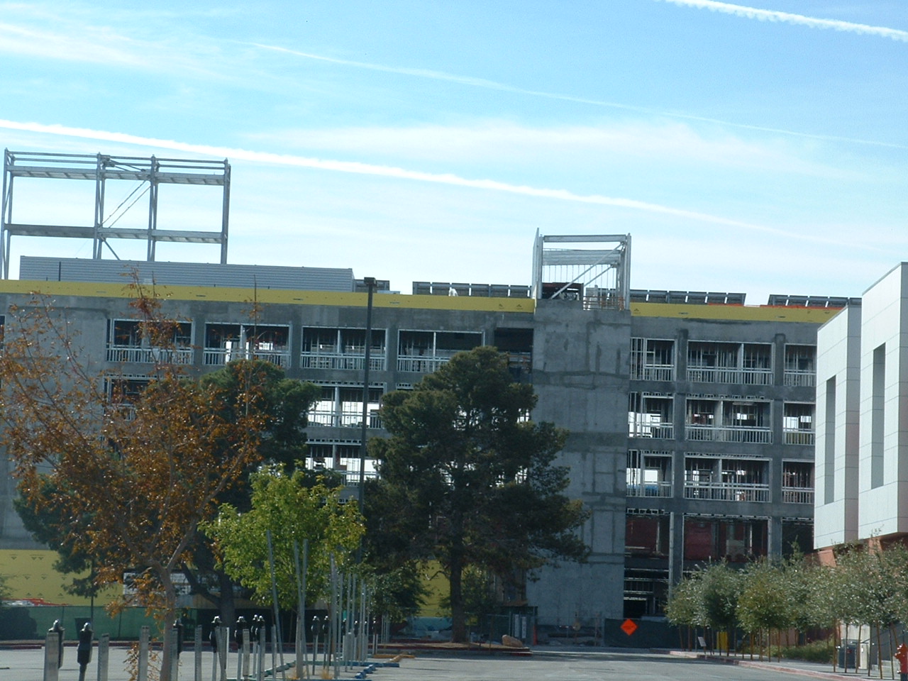 Construction underway at UNLV in bright daylight