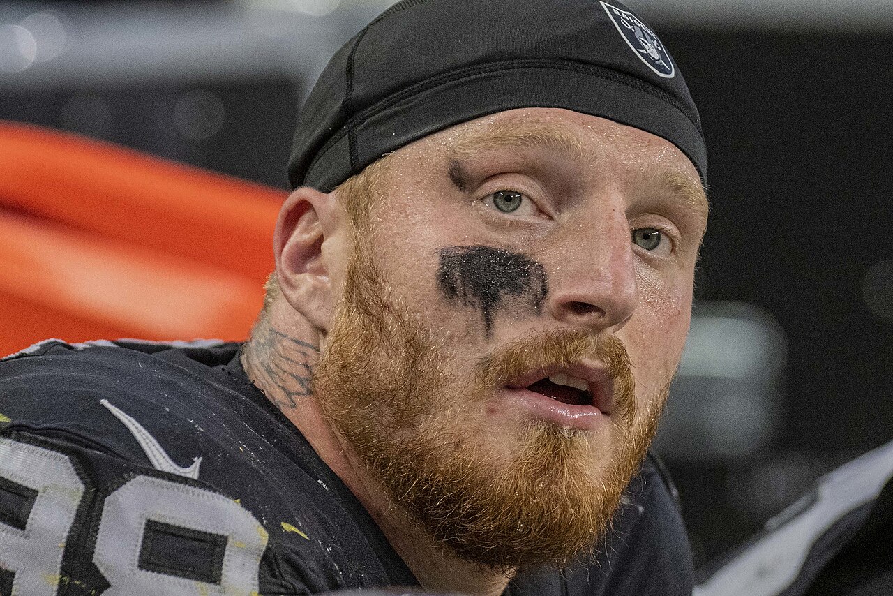 Raiders defensive end Maxx Crosby in game action