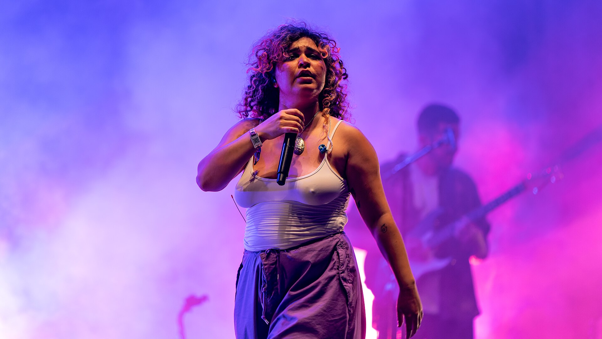 Remi Wolf performing live