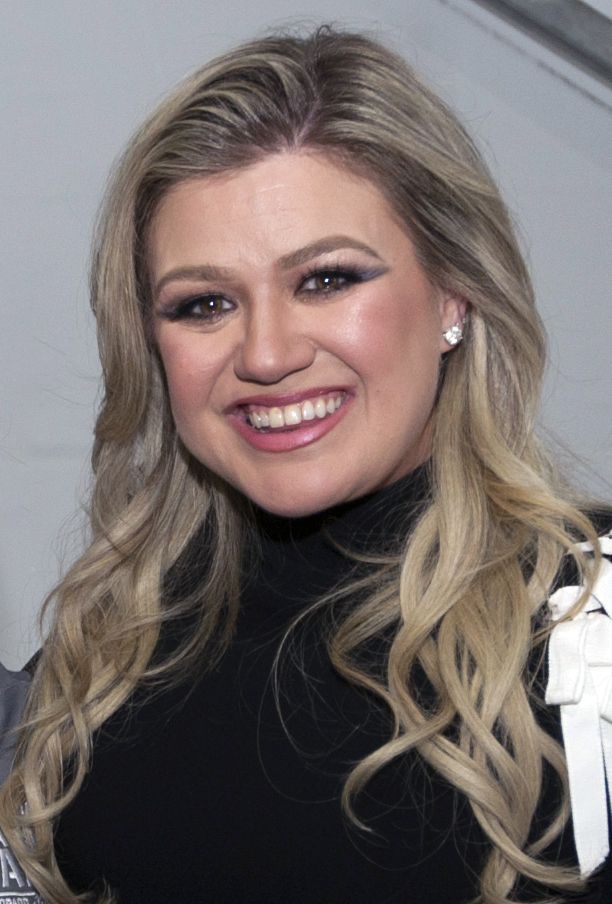 Kelly Clarkson (file photo)