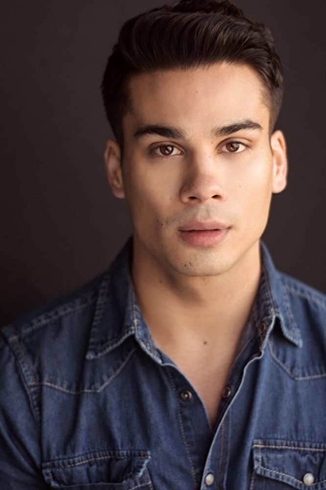 Drew Ray Tanner, who plays geologist Ben in Ryan Glover's Split Rock