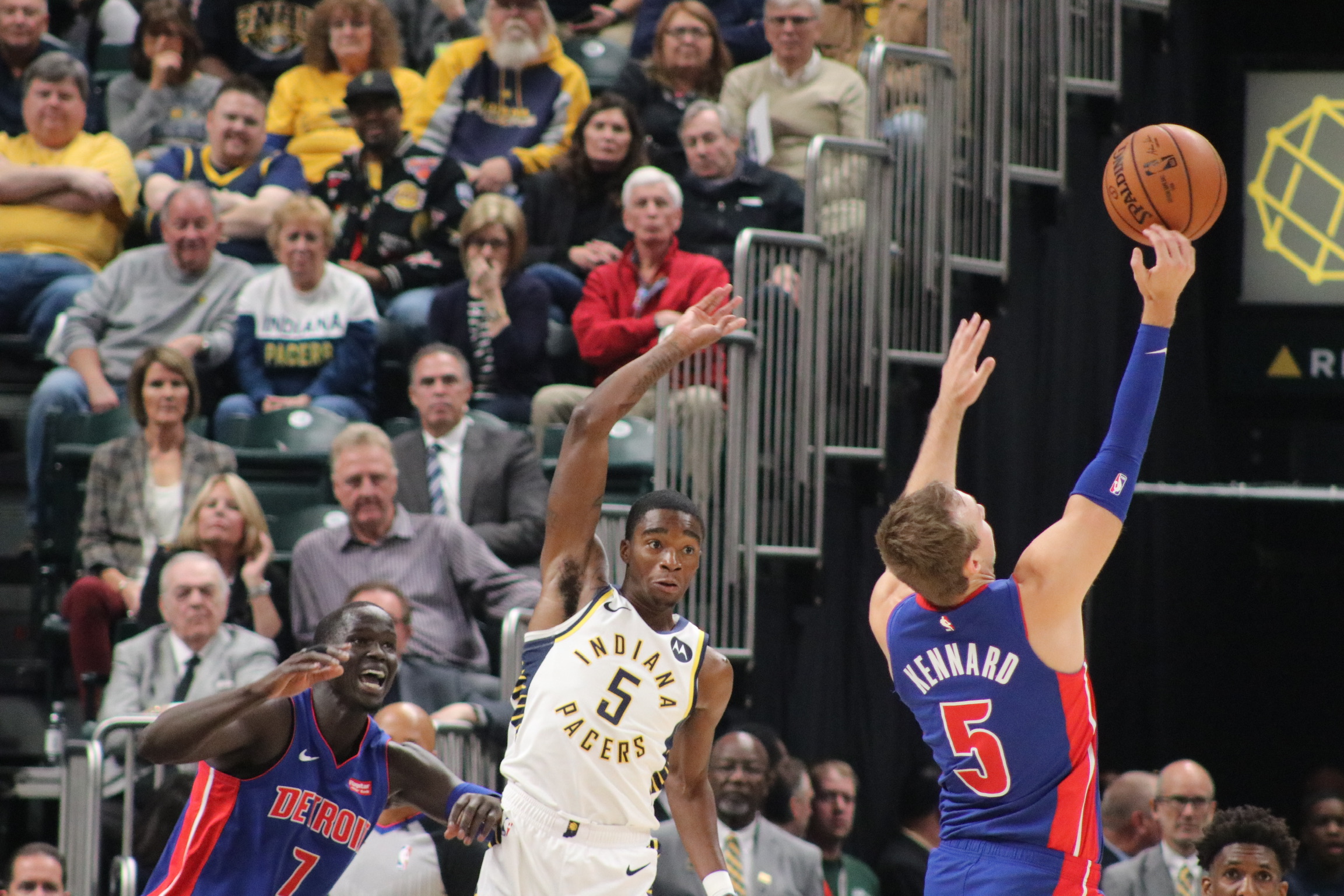 Luke Kennard in game action during his Detroit Pistons tenure, driving against the Indiana Pacers