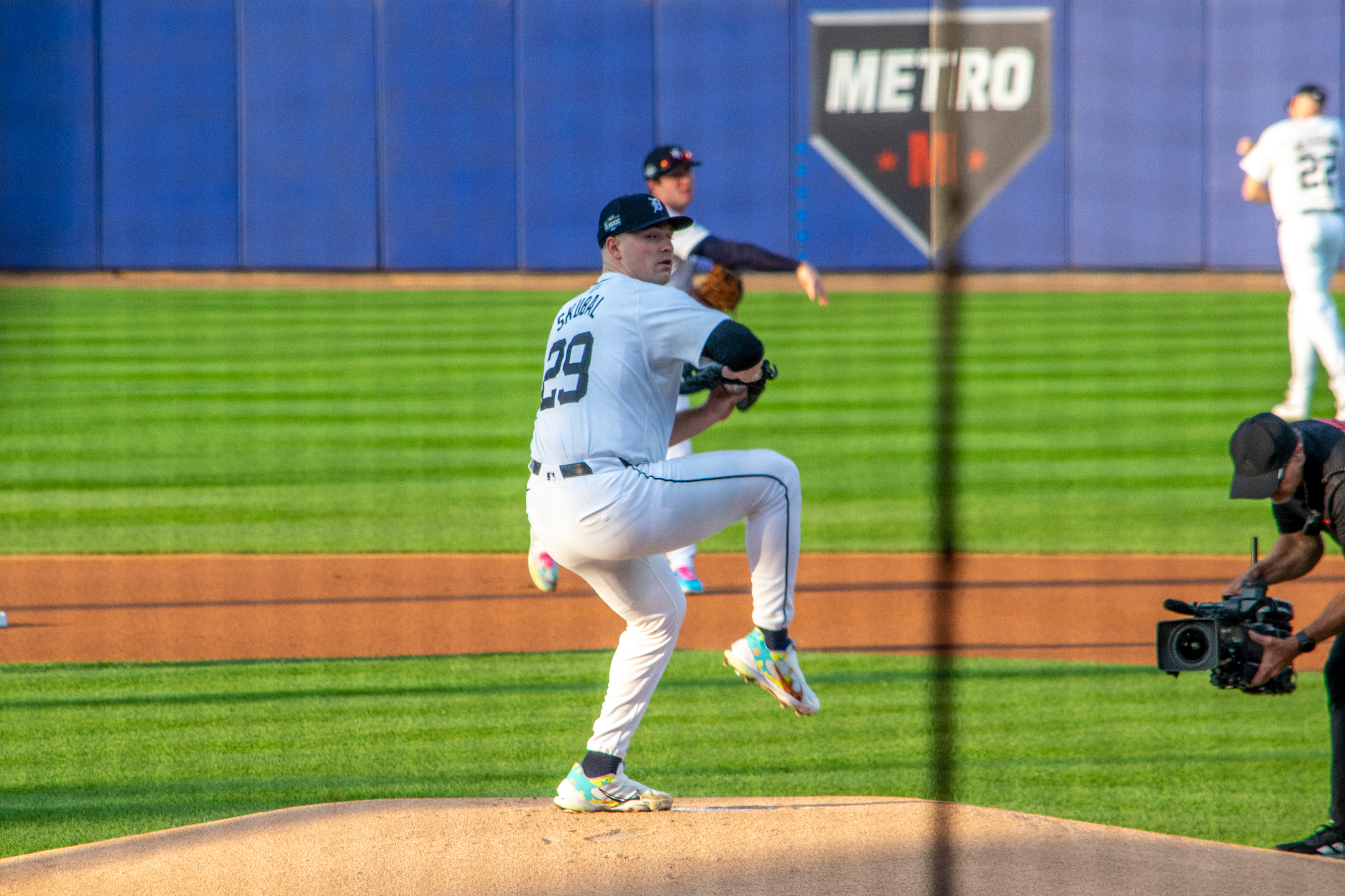 Tarik Skubal of the Los Angeles Dodgers pitching