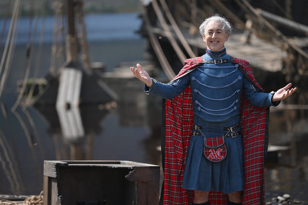 Alan Cumming hosting The Traitors: New Blood on NBC