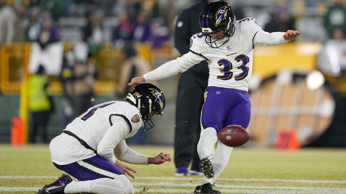 Baltimore Ravens kicker Tyler Loop