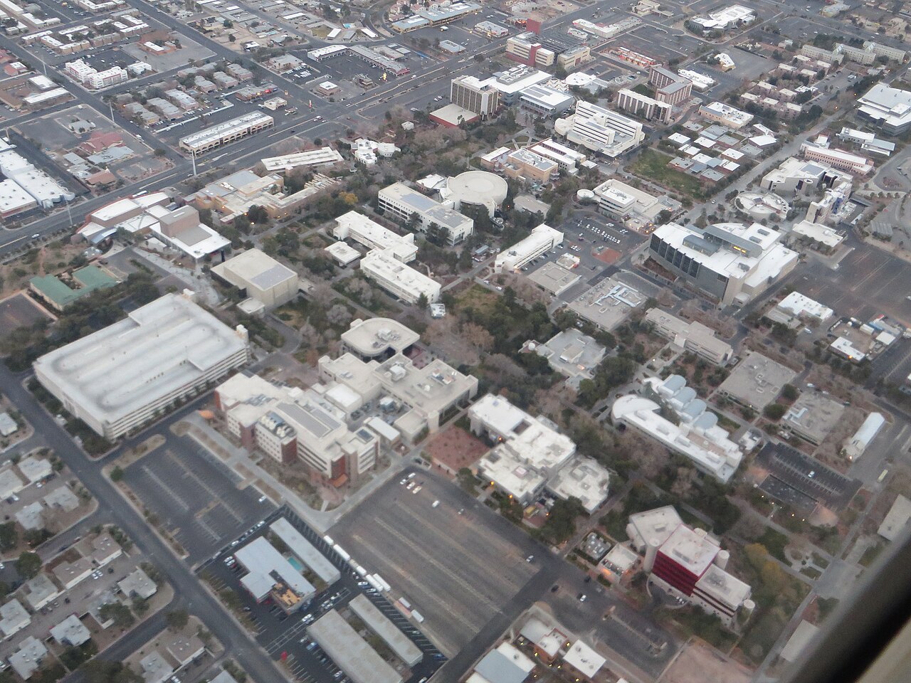 Students on the campus of the University of Nevada, Las Vegas