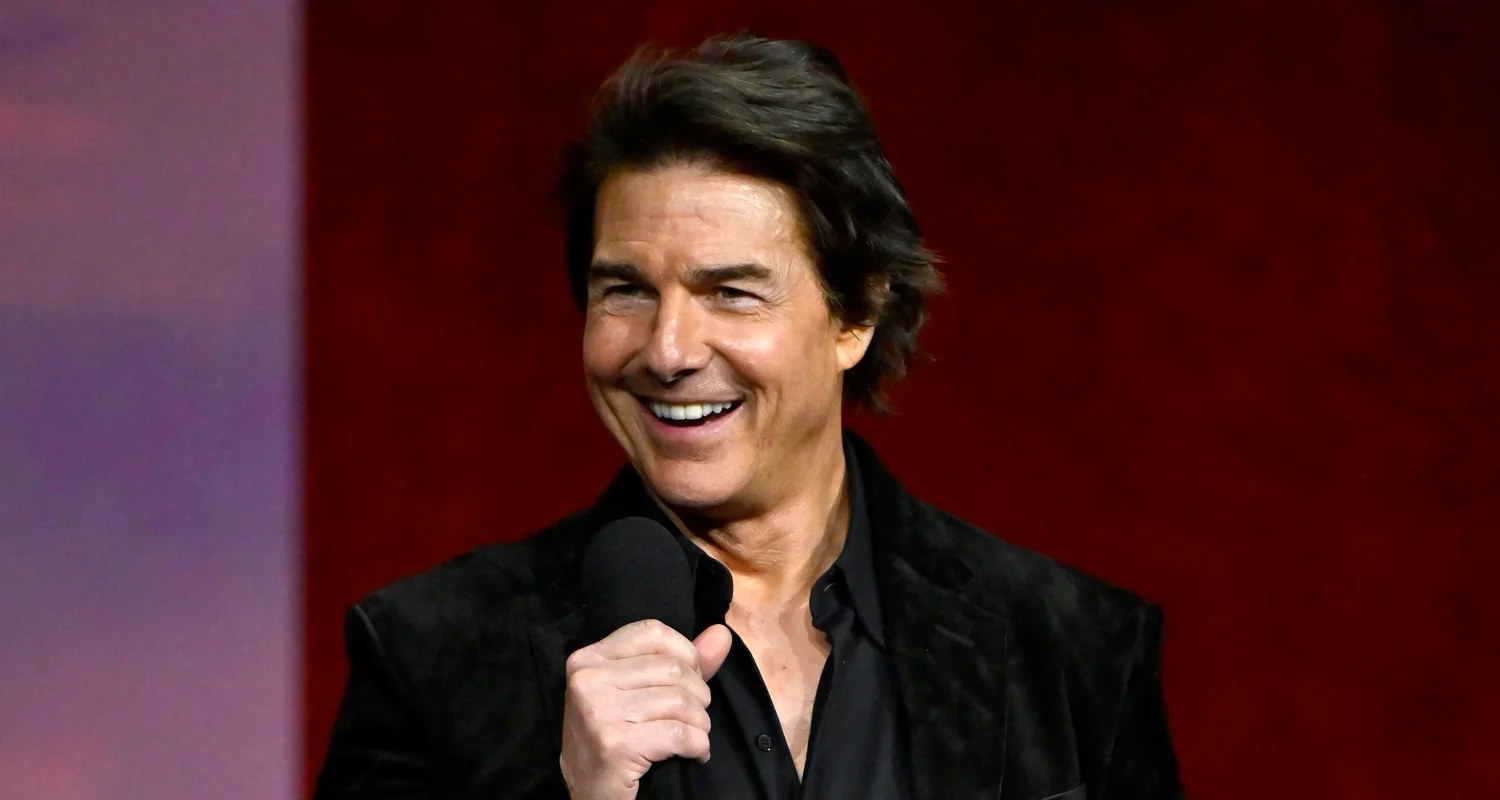Tom Cruise presenting first footage of Digger at CinemaCon 2026