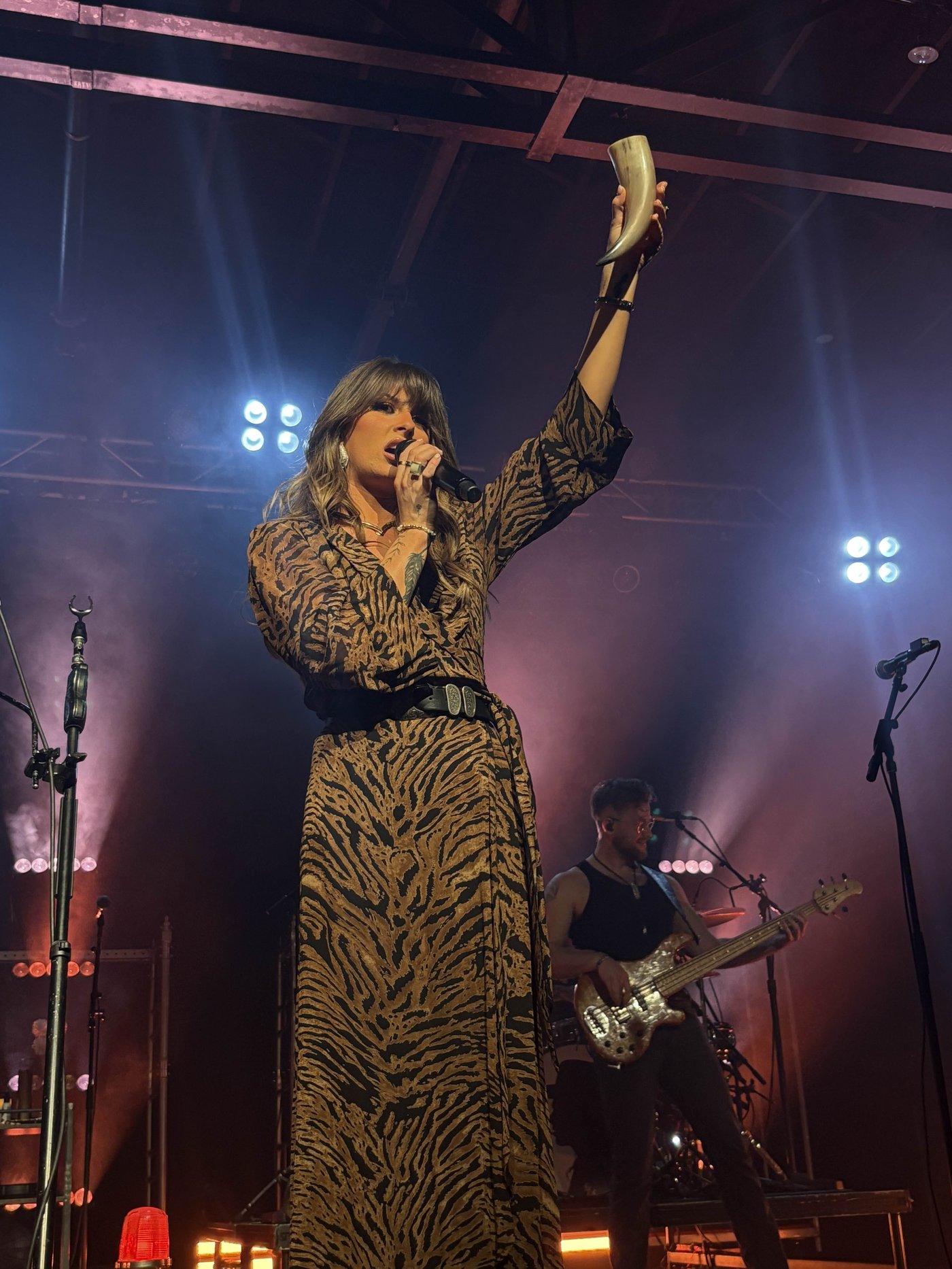 Ella Langley performing live on stage in 2025