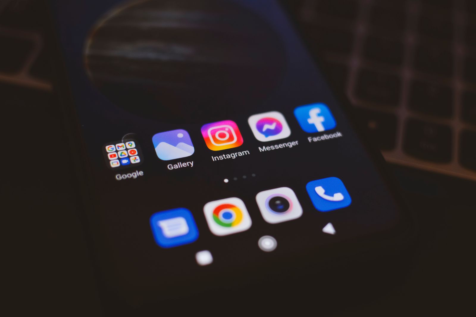 A smartphone home screen with app icons