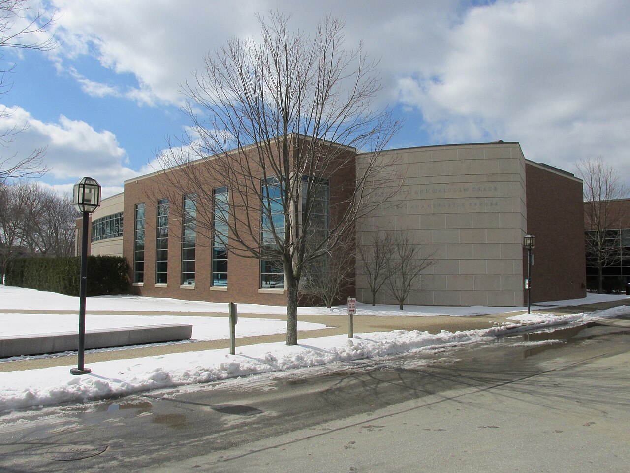 Bryant Bulldogs basketball arena