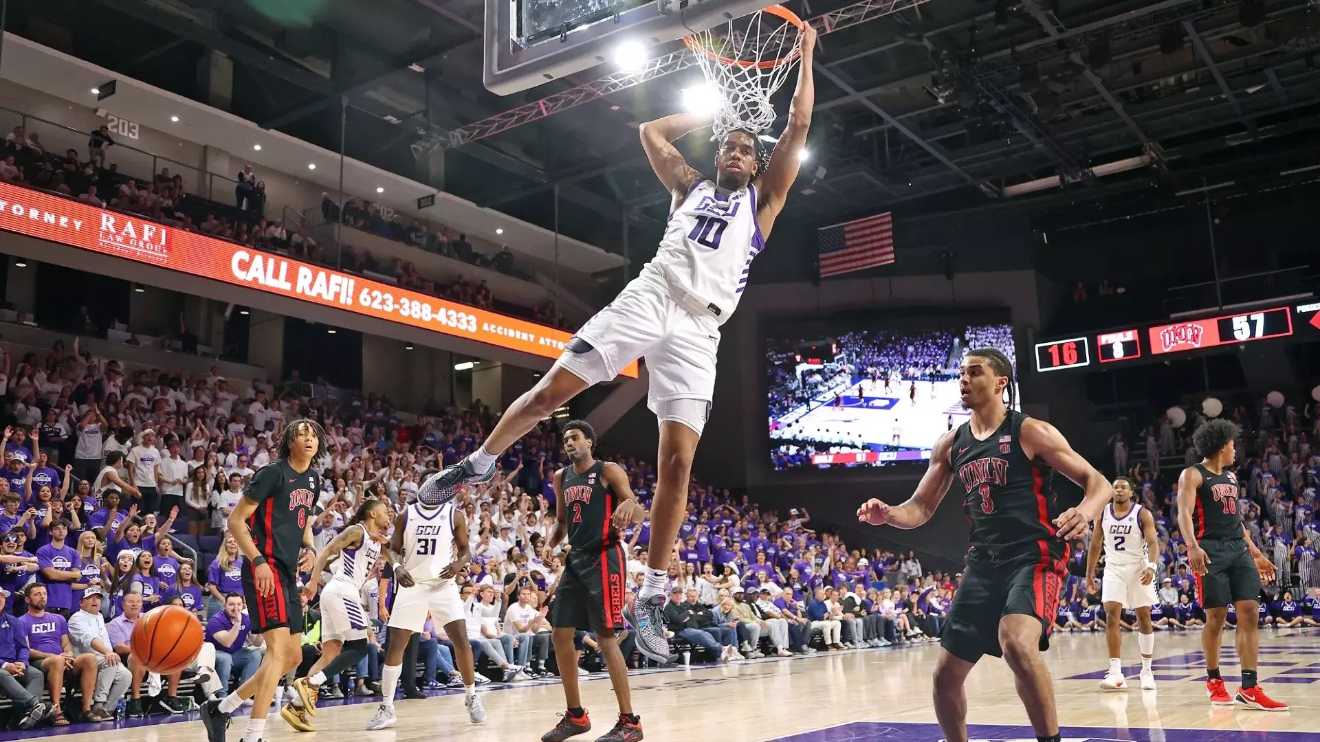 Grand Canyon Lopes player dunking against UNLV at Global Credit Union Arena